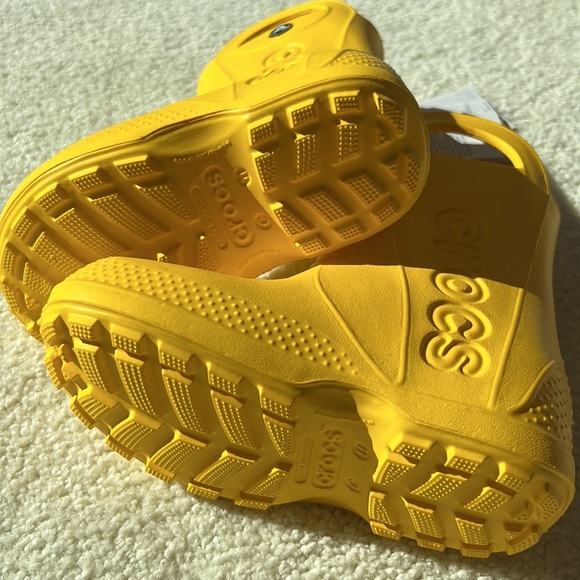 NWT! Crocs Kids Rainboot Yellow - Picture 3 of 4